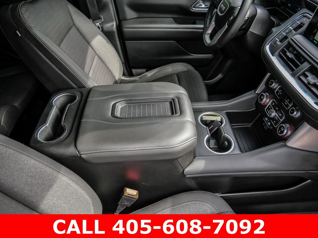 2024 GMC Yukon SLE - Photo 17