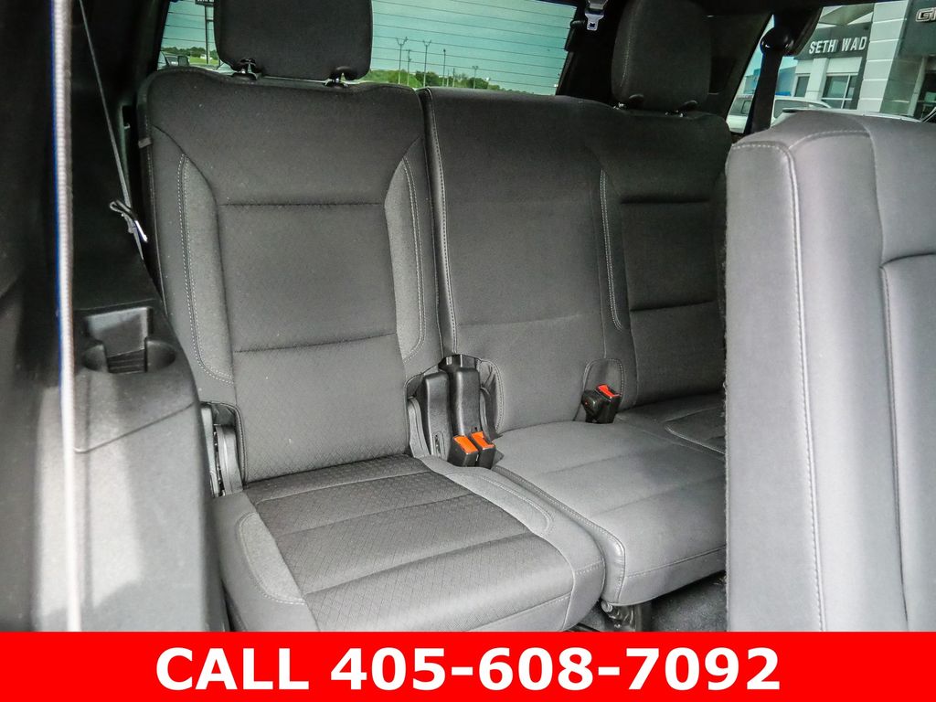 2024 GMC Yukon SLE - Photo 24