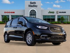 2026 Chrysler Pacifica SELECT Passenger Van