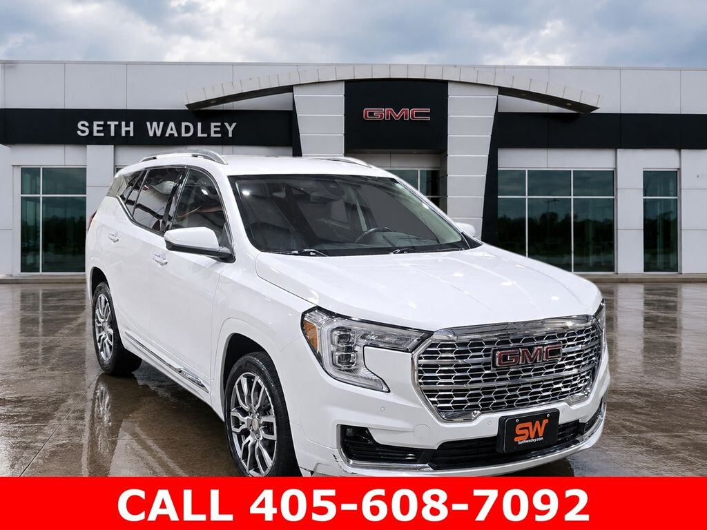 Used 2024 GMC Terrain Denali SUV