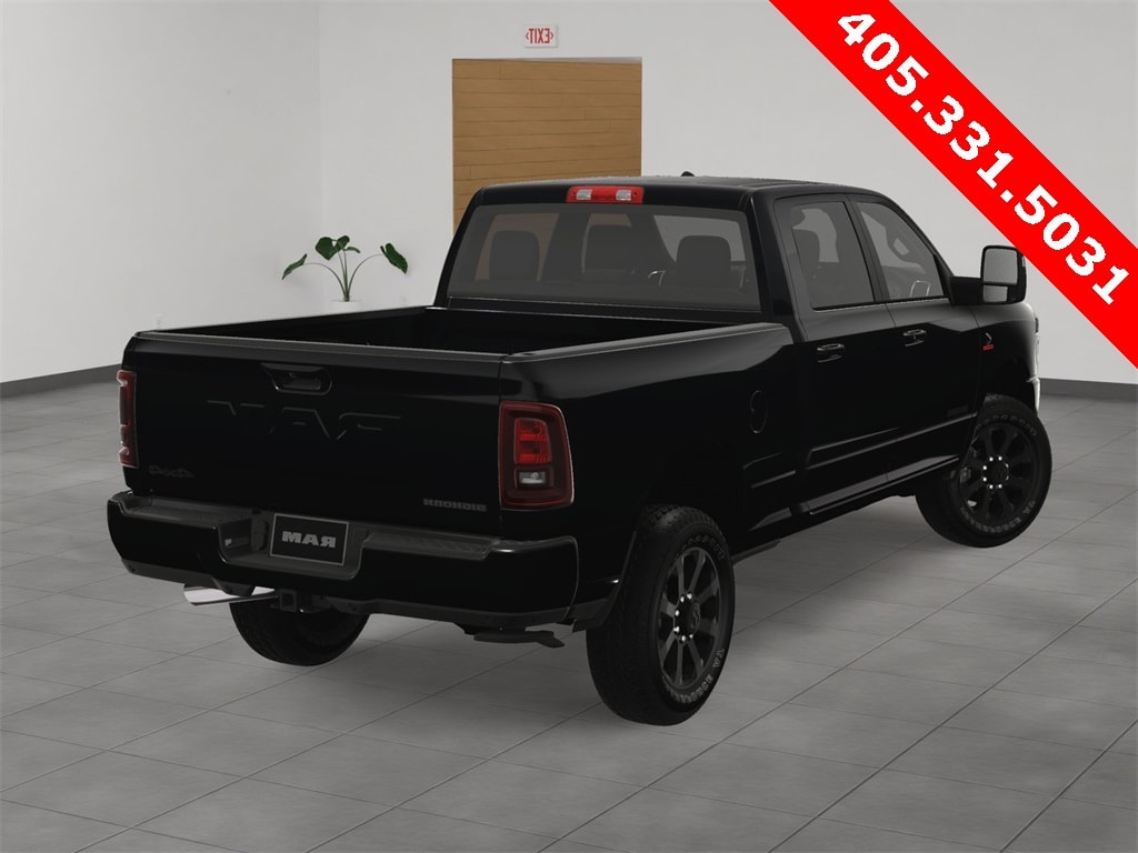 New 2025 Ram 2500 BIG HORN CREW CAB 4X4 6'4 BOX Pickup