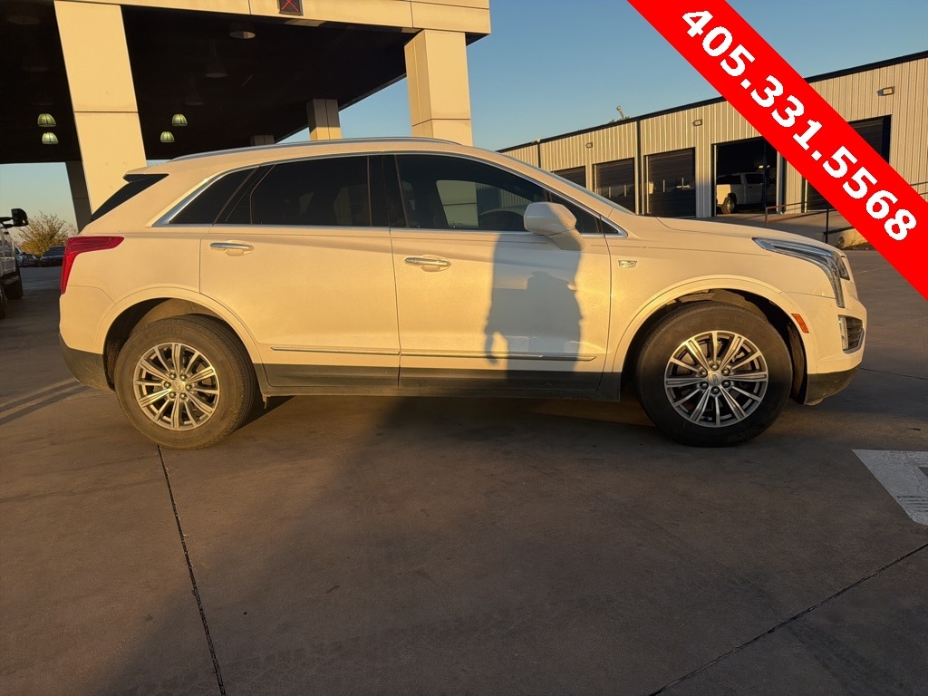 Used 2017 CADILLAC XT5 Luxury SUV