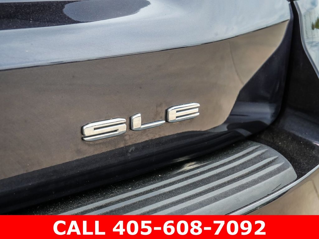2024 GMC Yukon SLE - Photo 13
