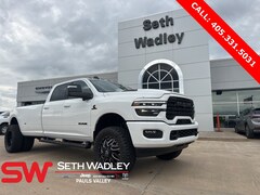 2025 Ram 3500 LARAMIE CREW CAB 4X4 8' BOX Pickup