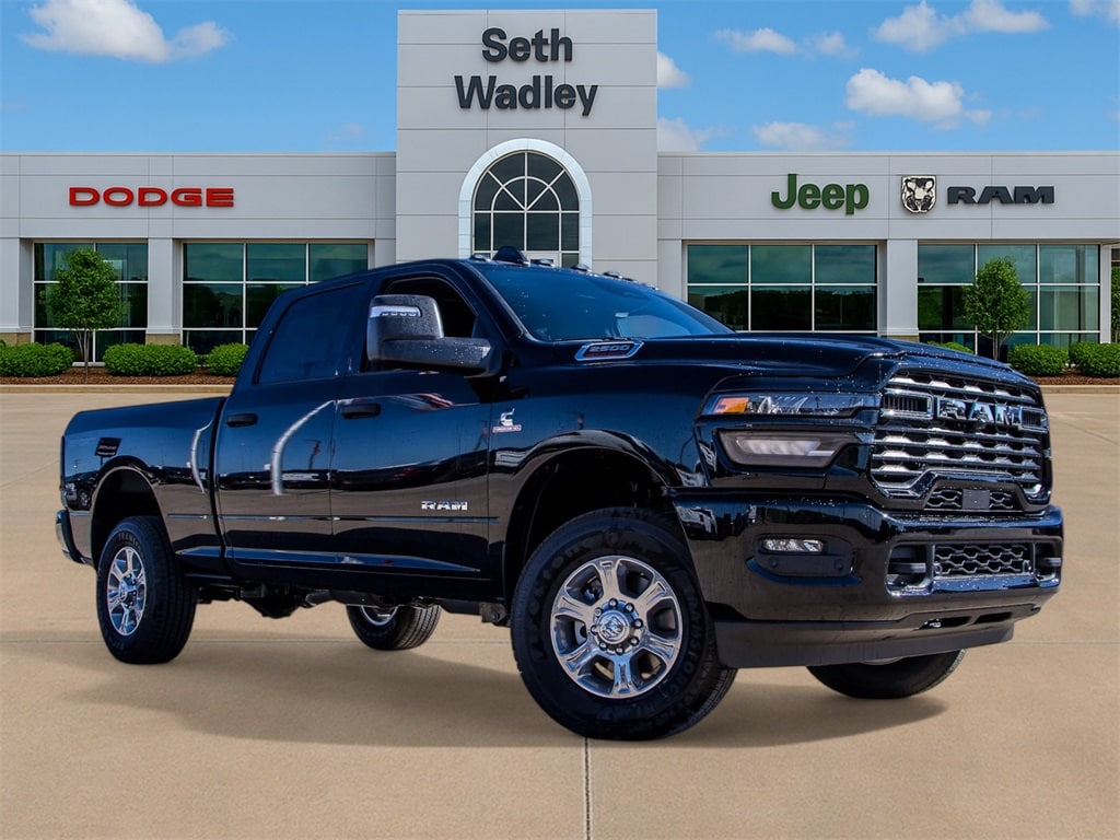 New 2025 Ram 2500 BIG HORN CREW CAB 4X4 6'4 BOX Pickup