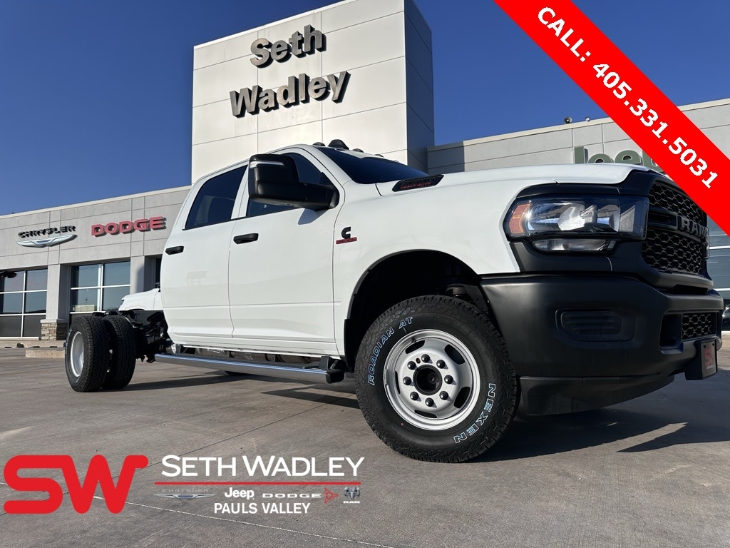 New 2024 Ram 3500 Chassis Cab 3500 TRADESMAN CREW CAB CHASSIS 4X4 60' CA Pickup