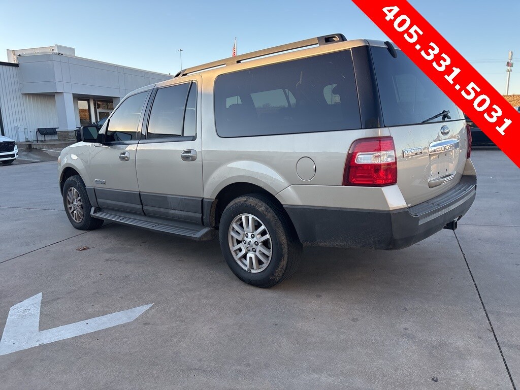 2007 Ford Expedition EL XLT photo 4