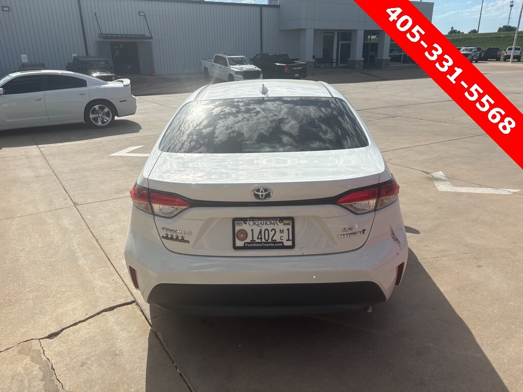 2024 Toyota Corolla Hybrid LE photo 2