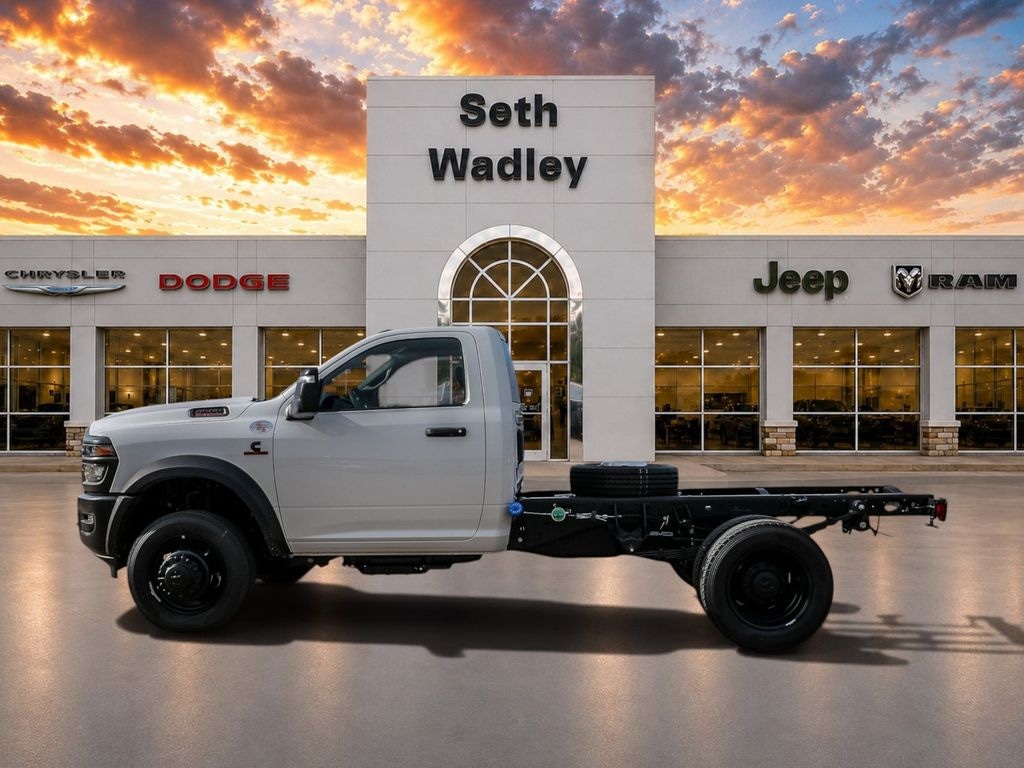 New 2026 Ram 4500 TRADESMAN CHASSIS REGULAR CAB 4X4 60' CA Pickup