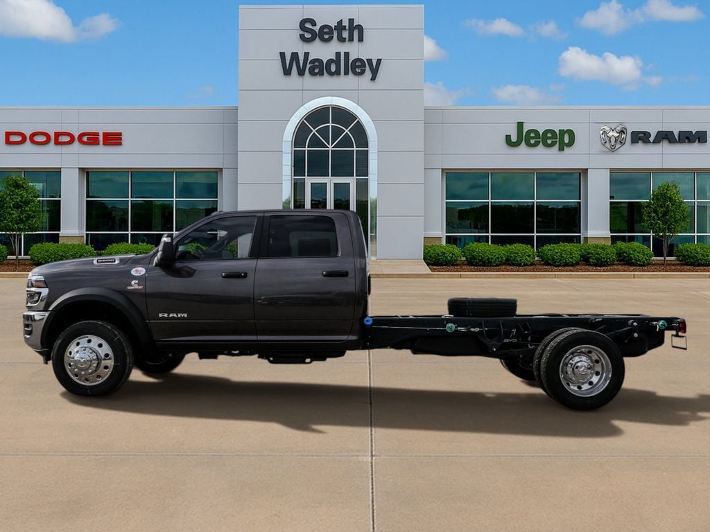 New 2026 Ram 5500 Chassis Cab BIG HORN CREW 4X4 84' CA Pickup