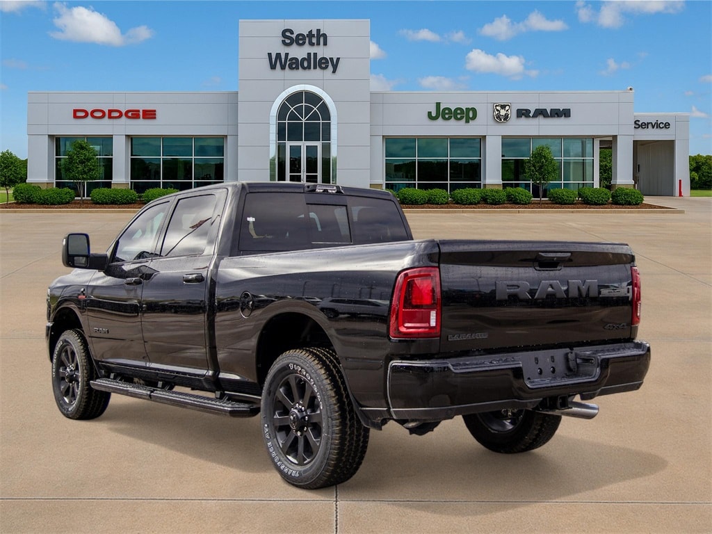 New 2026 Ram 2500 LARAMIE CREW CAB 4X4 6'4 BOX Pickup