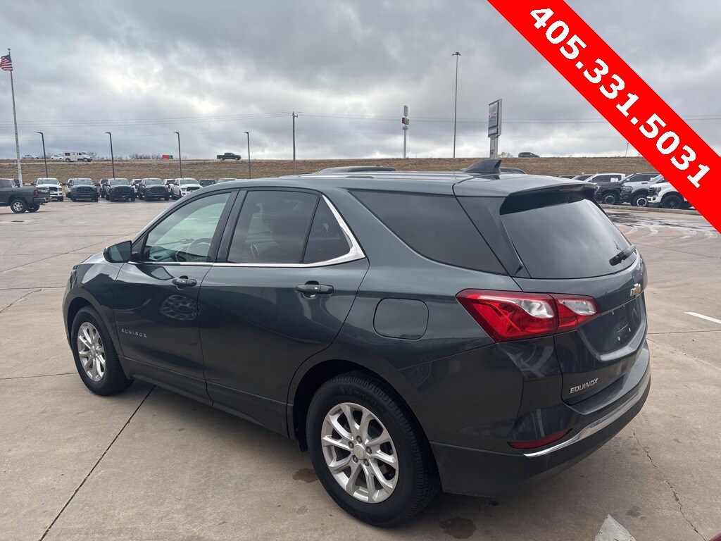 2018 Chevrolet Equinox LT photo 3