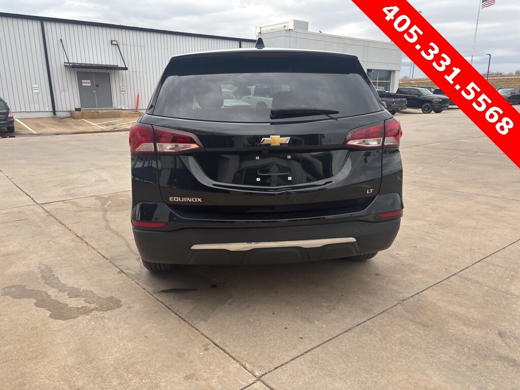 2022 Chevrolet Equinox LT photo 3