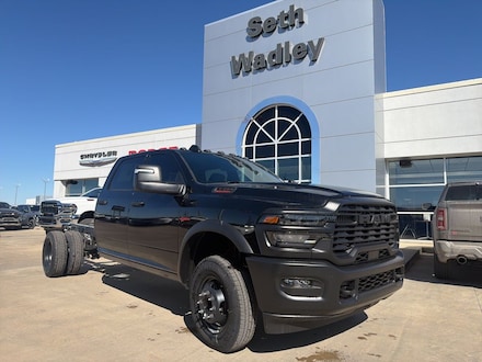 2026 Ram 3500 Chassis Cab TRADESMAN CREW   4X4 60' CA Pickup