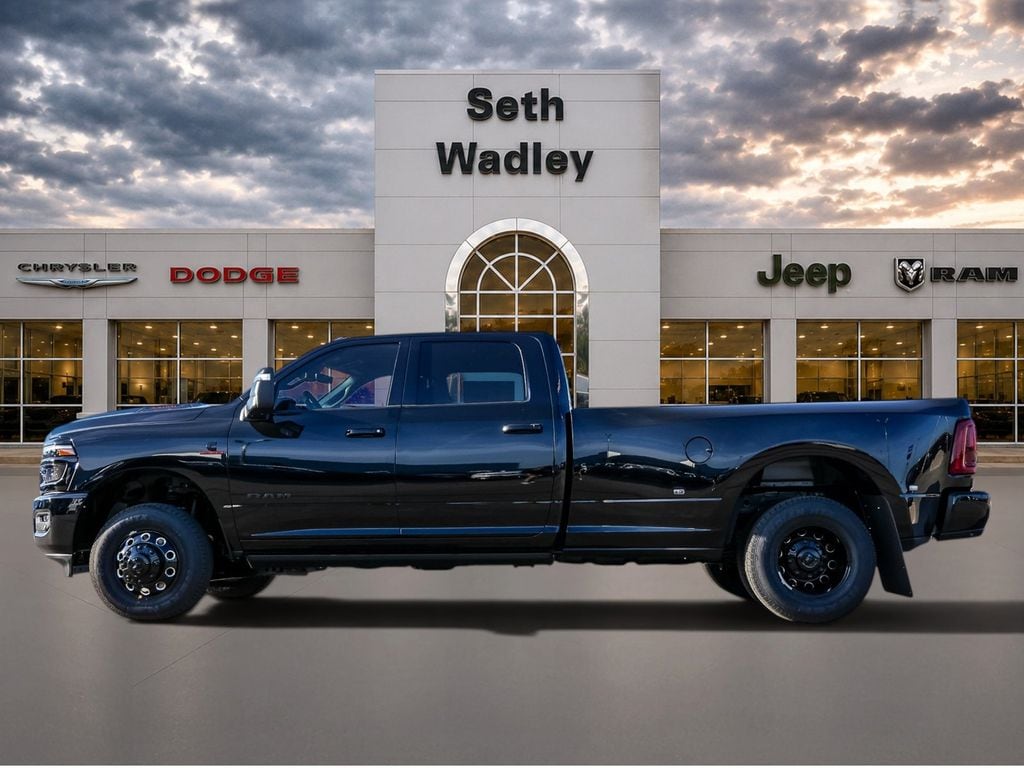 New 2026 Ram 3500 LARAMIE CREW CAB 4X4 8' BOX Pickup
