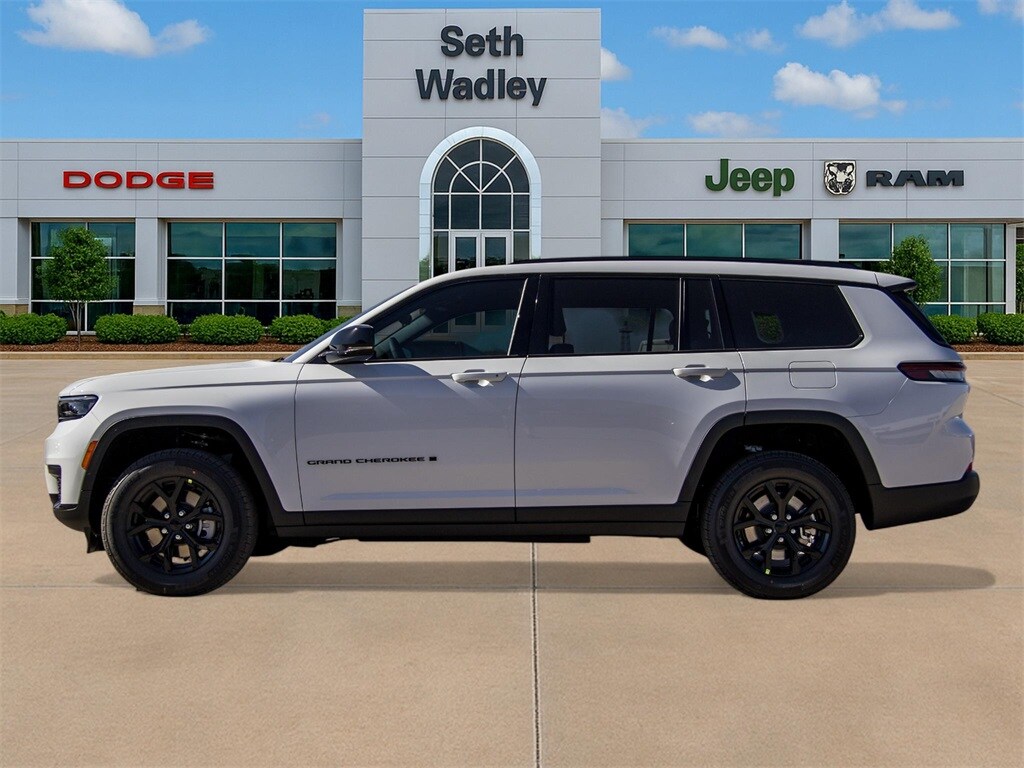 New 2025 Jeep Grand Cherokee L ALTITUDE X 4X4 Sport Utility