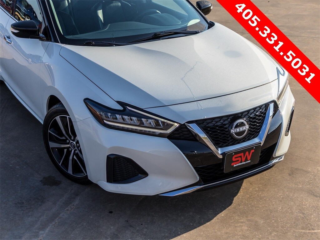 2023 Nissan Maxima SV photo 4