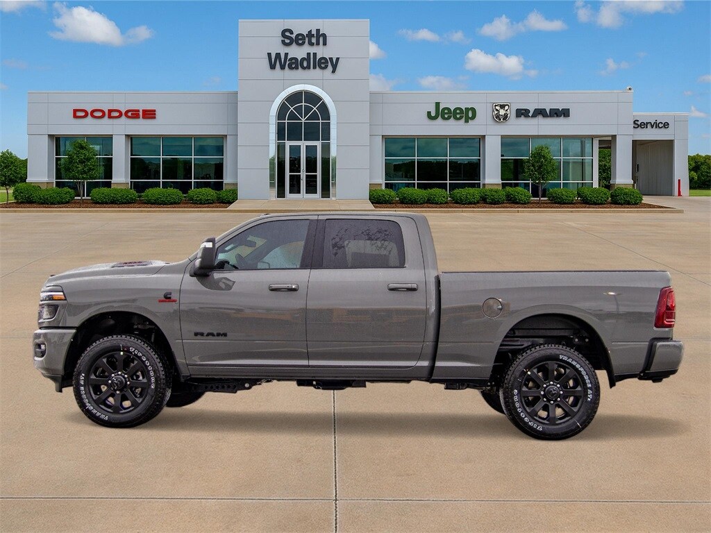 New 2026 Ram 2500 LARAMIE CREW CAB 4X4 6'4 BOX Pickup