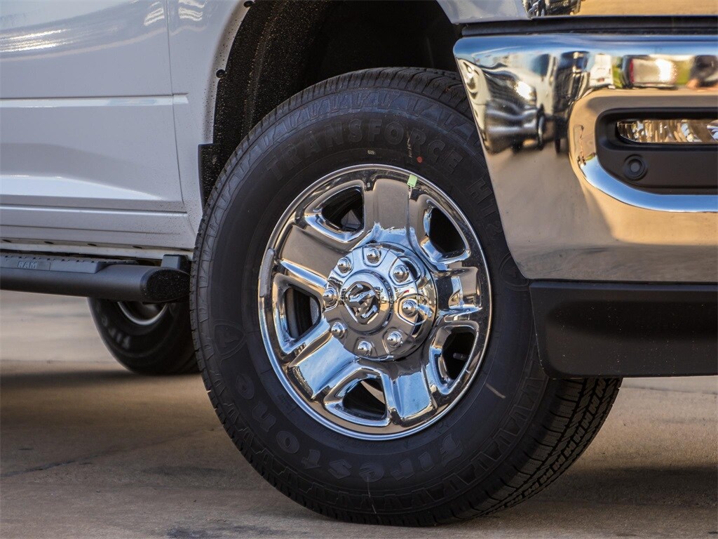 New 2025 Ram 2500 TRADESMAN CREW CAB 4X4 6'4 BOX Pickup