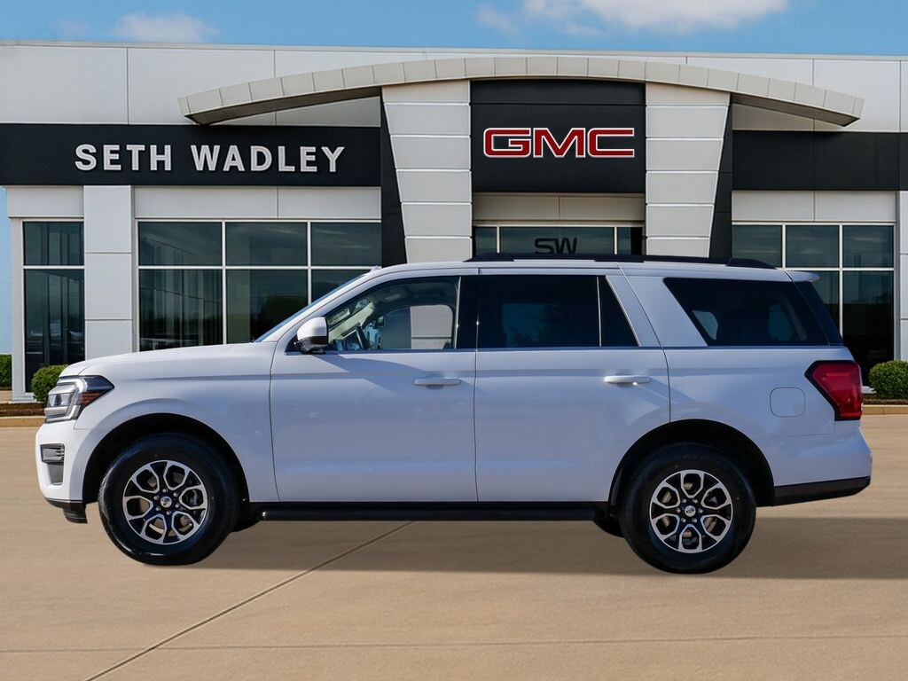 Used 2024 Ford Expedition XLT SUV