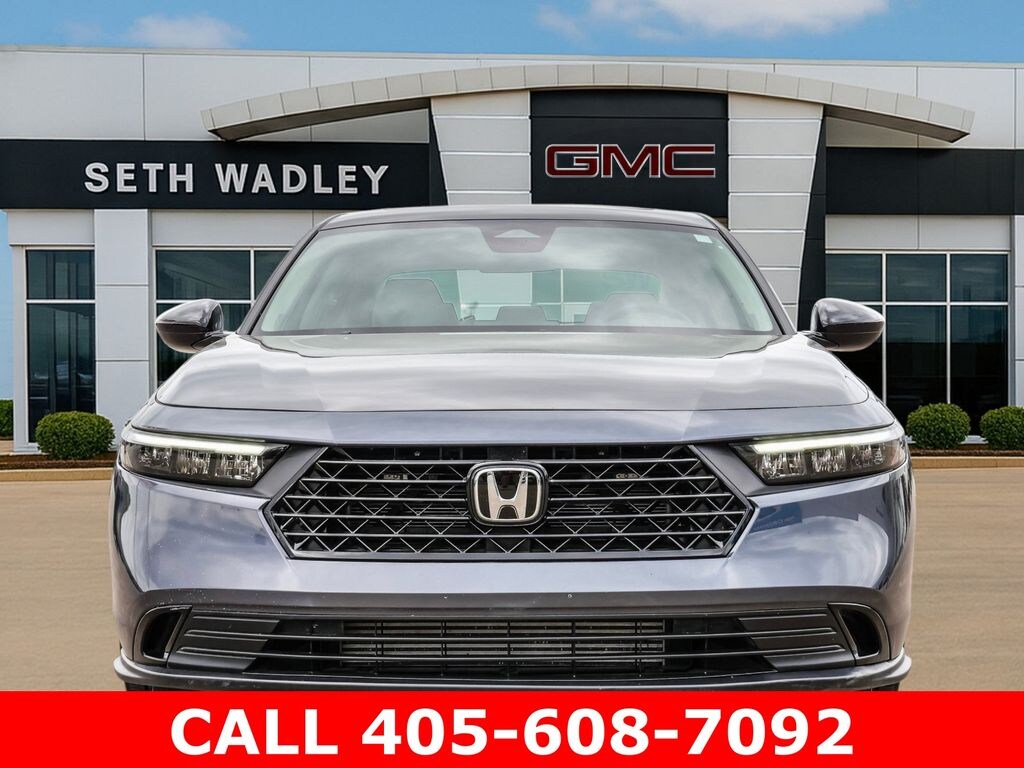 Used 2025 Honda Accord SE Sedan