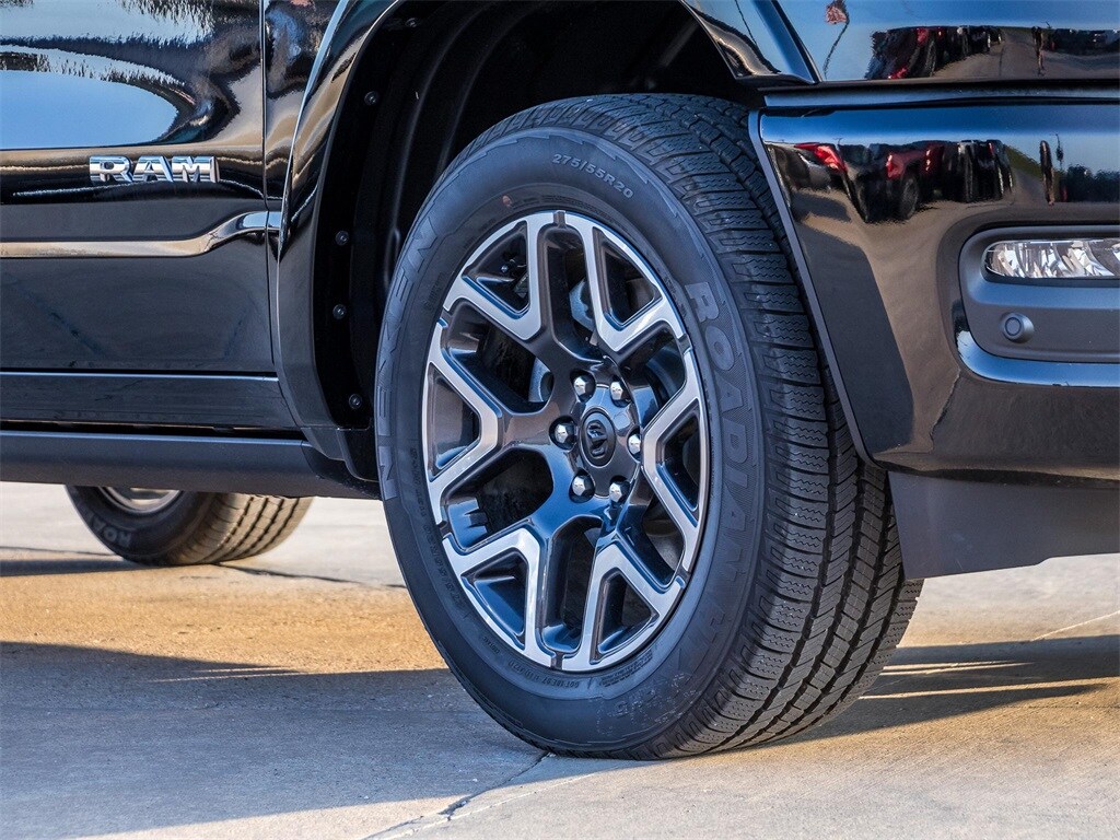 New 2026 Ram 1500 LARAMIE CREW CAB 4X4 5'7 BOX Pickup