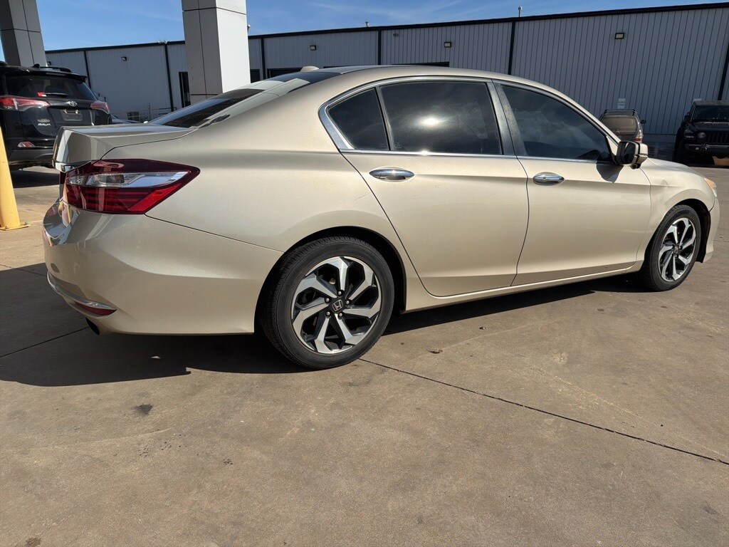Used 2016 Honda Accord EX-L w/Navi & Honda Sensing Sedan