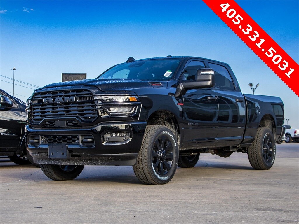 2025 Ram 2500 Big Horn photo 3