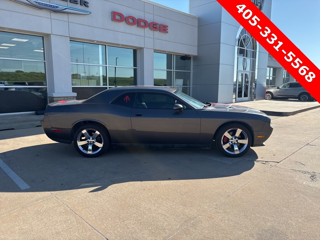 2014 Dodge Challenger SXT Rallye Redline photo 2