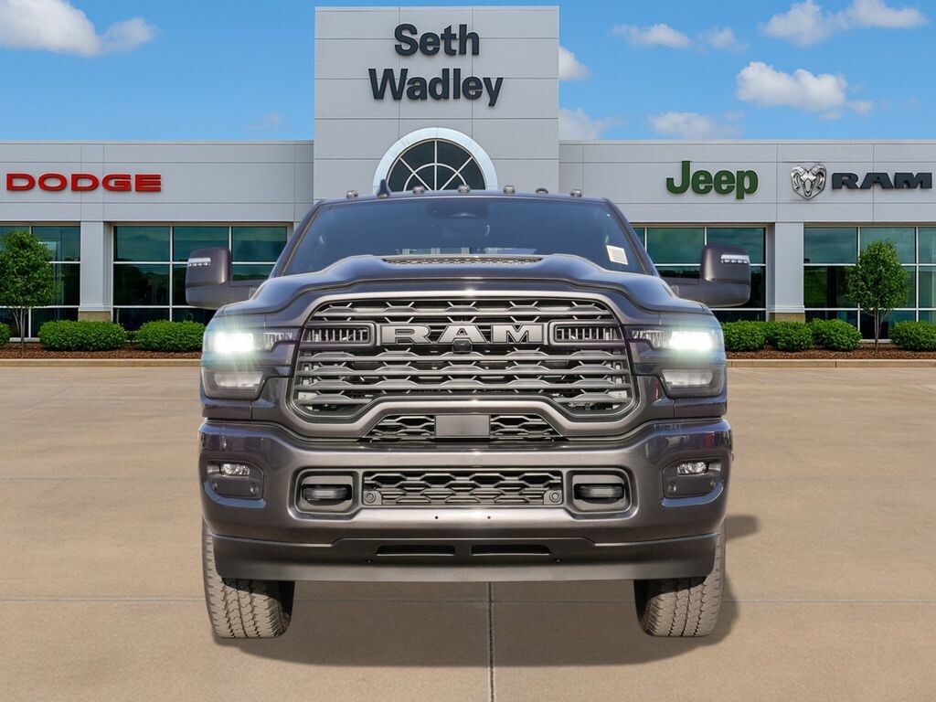 New 2026 Ram 2500 BLACK EXPRESS CREW CAB 4X4 6'4 BOX Pickup