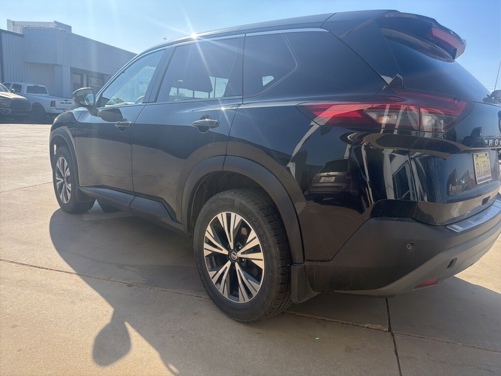 Used 2021 Nissan Rogue SV SUV
