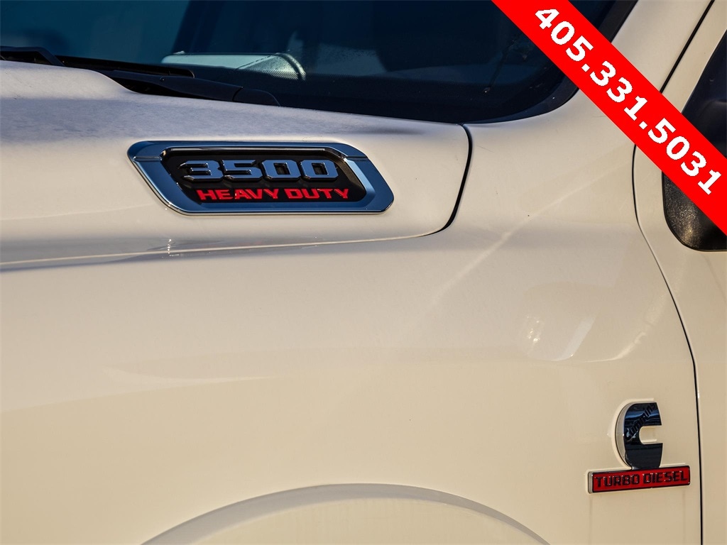 New 2025 Ram 3500 LIMITED LONGHORN CREW CAB 4X4 8' BOX Pickup