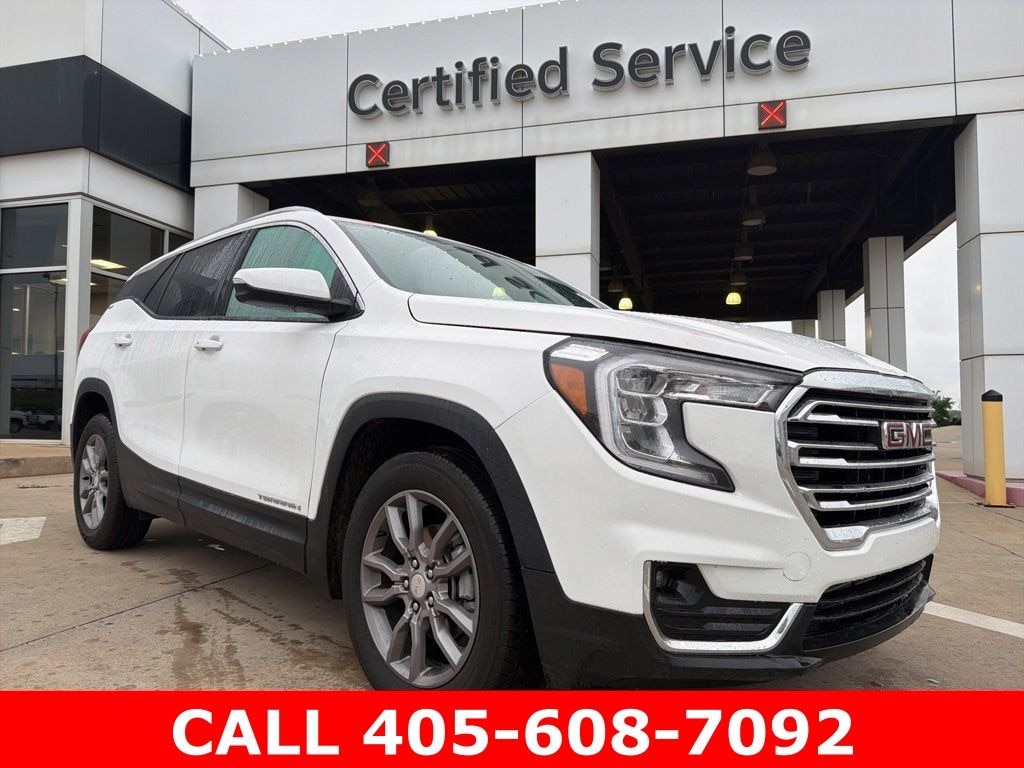 Used 2024 GMC Terrain SLT SUV