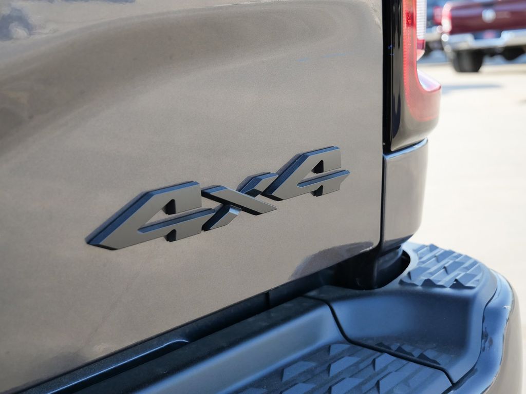 2026 RAM 2500 Tradesman/Black Express - Photo 15