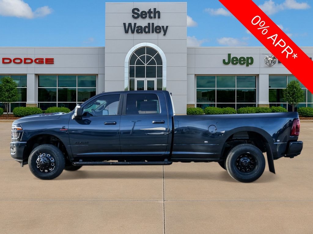New 2026 Ram 3500 LARAMIE CREW CAB 4X4 8' BOX Pickup