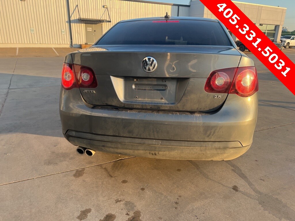 2009 Volkswagen Jetta SE photo 4