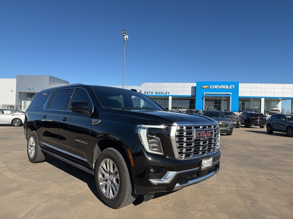 2026 GMC Yukon XL Denali's photo