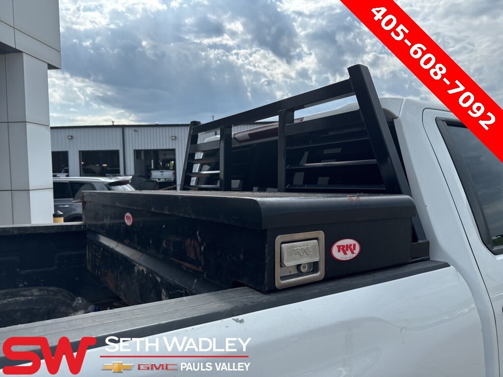 2023 Chevrolet Silverado 2500HD Work Truck photo 3