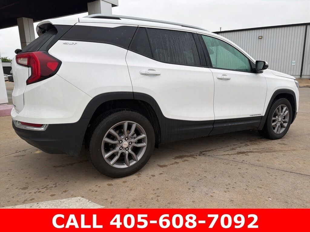 Used 2024 GMC Terrain SLT SUV