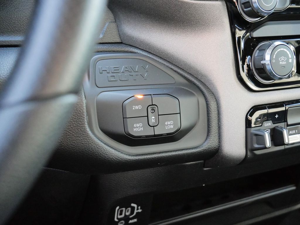 2026 RAM 2500 Tradesman/Black Express - Photo 29