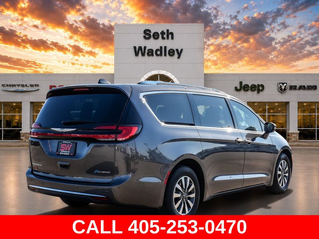 2021 Chrysler Pacifica Hybrid Touring L - Photo 7