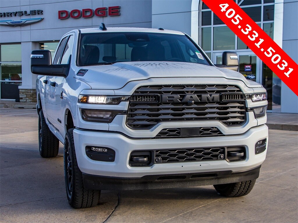 2025 Ram 2500 Big Horn photo 3