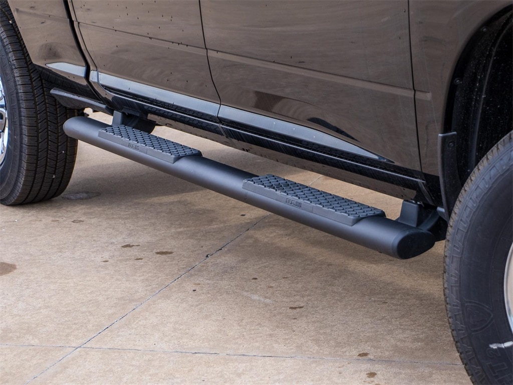 New 2025 Ram 2500 TRADESMAN CREW CAB 4X4 6'4 BOX Pickup