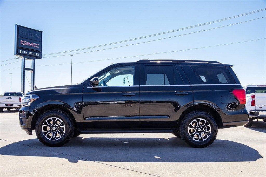 2024 Ford Expedition XLT photo 4