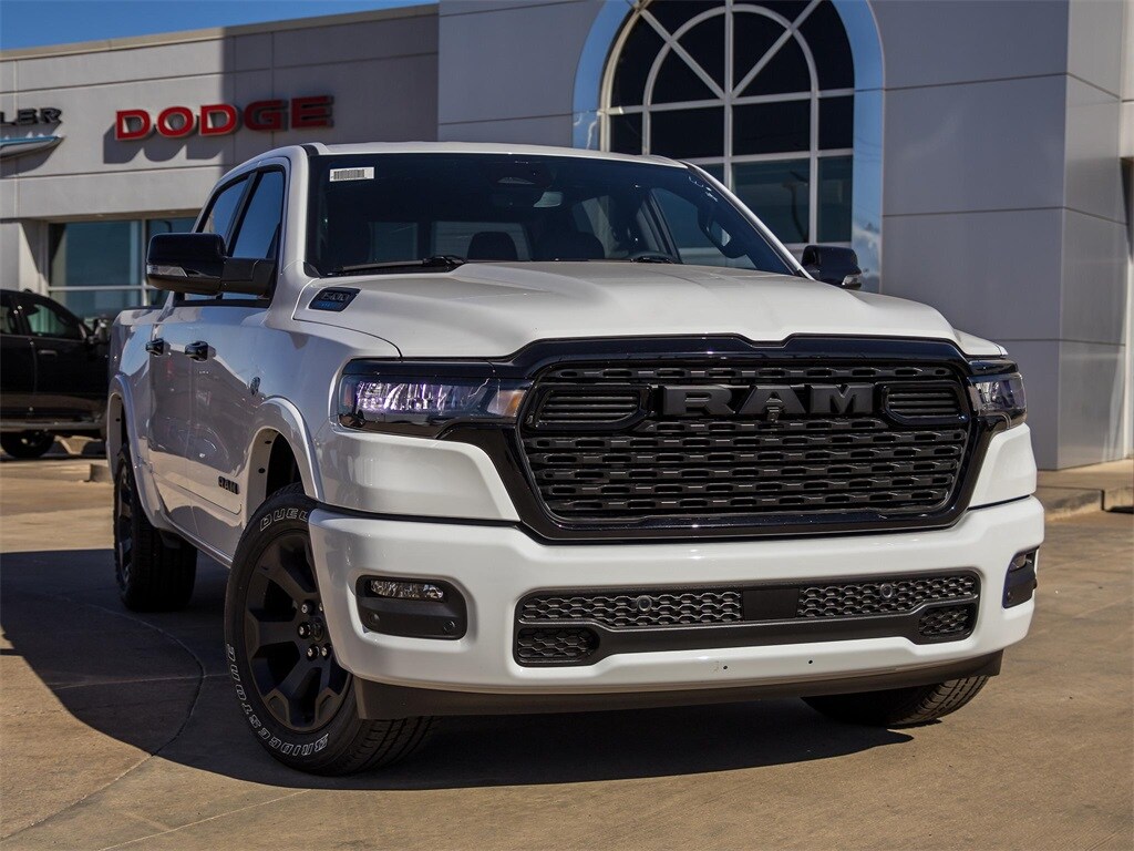 New 2026 Ram 1500 BIG HORN CREW CAB 4X4 5'7 BOX Pickup