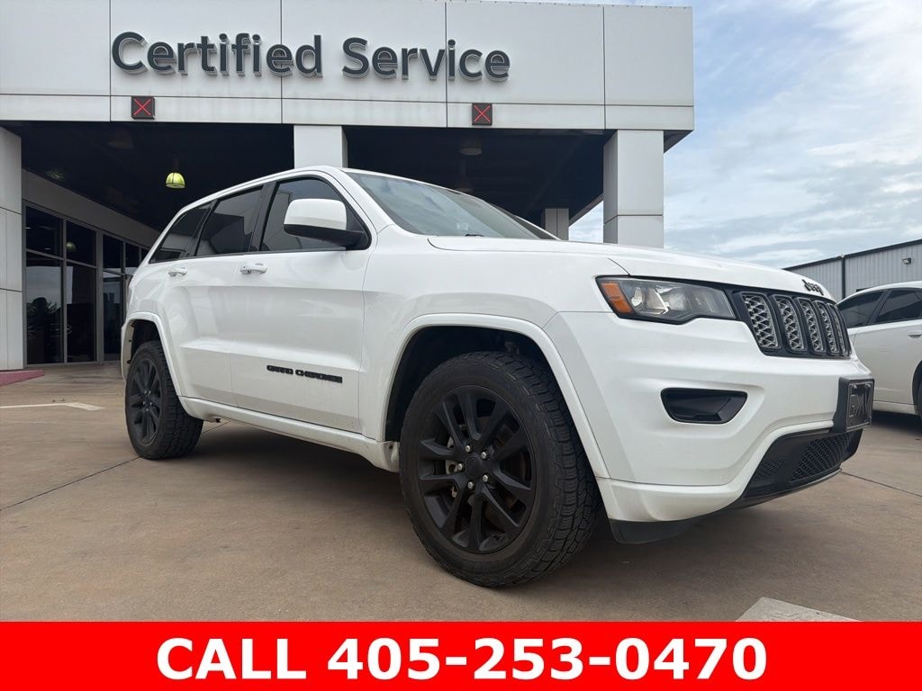 Used 2018 Jeep Grand Cherokee Laredo 4x4 SUV