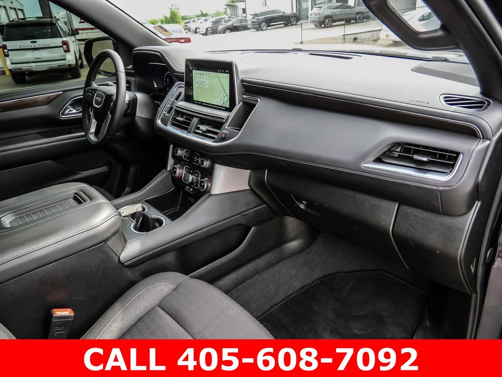 2024 GMC Yukon SLE - Photo 16
