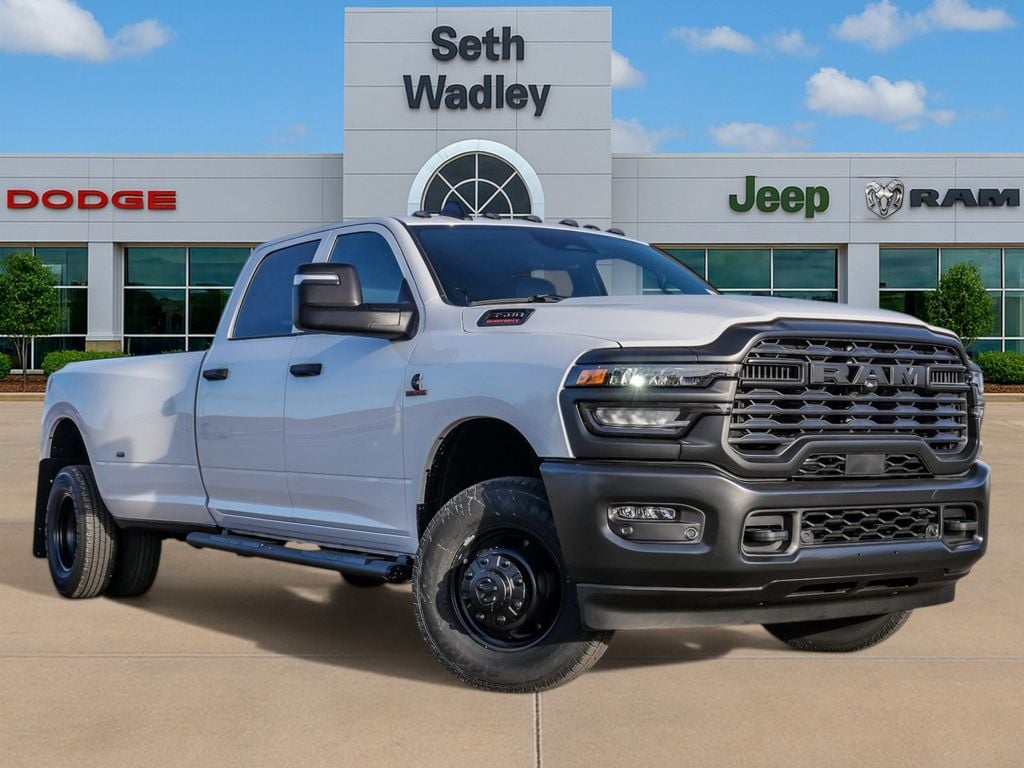 New 2026 Ram 3500 TRADESMAN CREW CAB 4X4 8' BOX Pickup