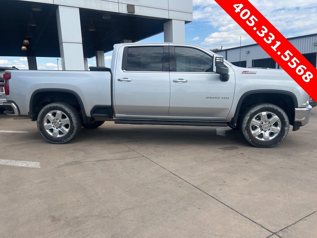 2023 Chevrolet Silverado 2500HD LTZ photo 2