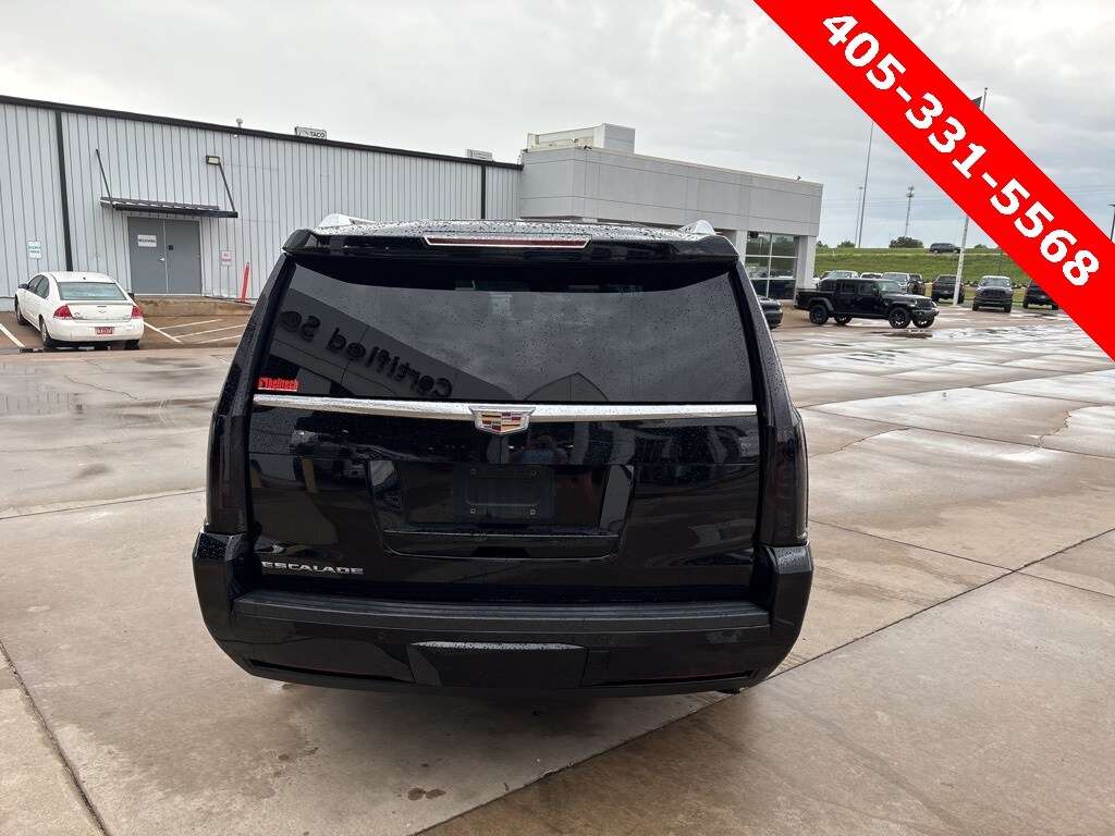 2016 Cadillac Escalade ESV Platinum photo 4